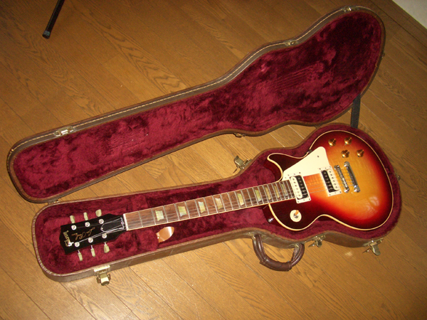 Unknown Brand Les Paul Replica by Cato in Cato's unbelievably great gear collection