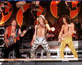 David Lee Roth Kicking Ass on Tour!